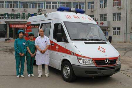 車禍期間，救護車及時出現(xiàn)能救人于危難